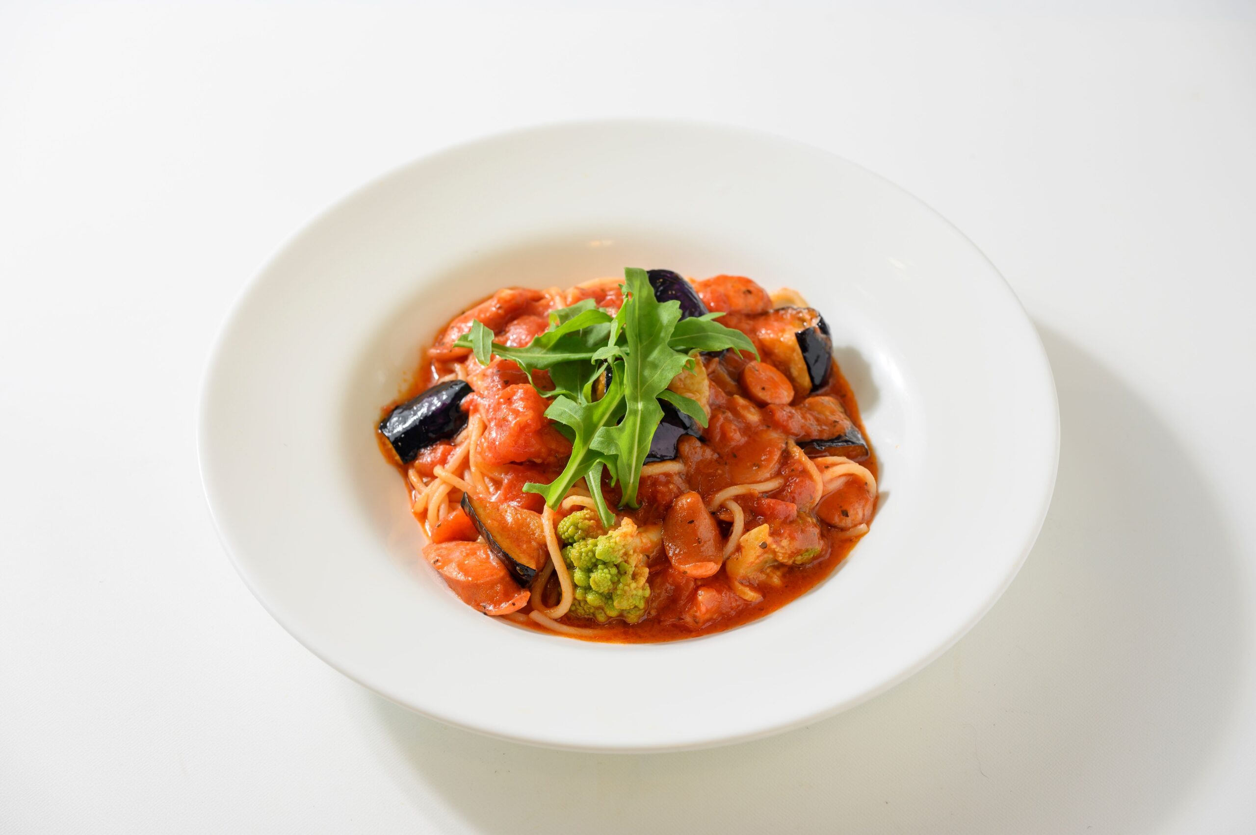 ソーセージとナスのトマトソースパスタ